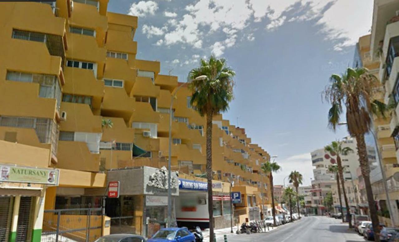 Moderno Apartamento Torremolinos Centro Apartment Luaran gambar